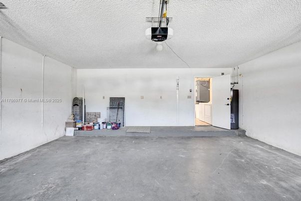 Garage, Interior