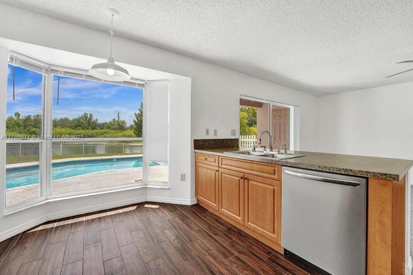 Interior, Kitchen, Pendant Lights, Wood Texture Flooring