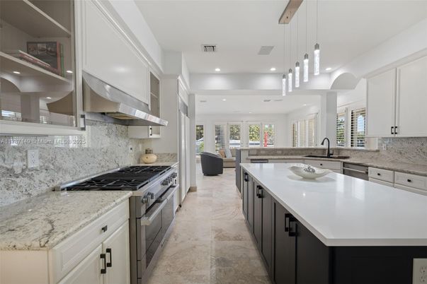 Interior, Kitchen, Pendant Lights, Recessed Lighting, Stainless Steel Appliances