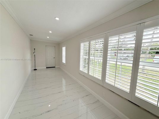 Empty room, Interior, Marble, Recessed Lighting