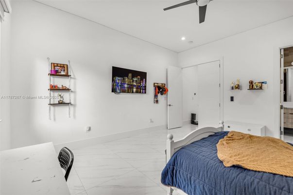 Bedroom, Interior, Marble, Recessed Lighting