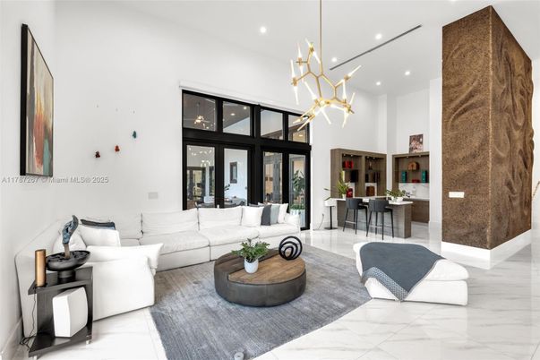 Dining room, Interior, Living room, Marble, Pendant Lights, Recessed Lighting