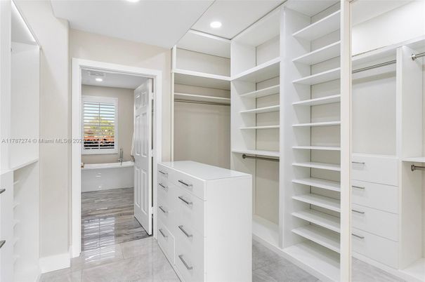 Interior, Recessed Lighting, Walk-in Closets