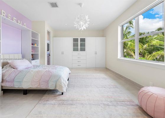 Bedroom, Interior, Pendant Lights
