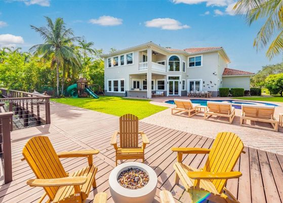 Backyard, Exterior, Playground, Pool