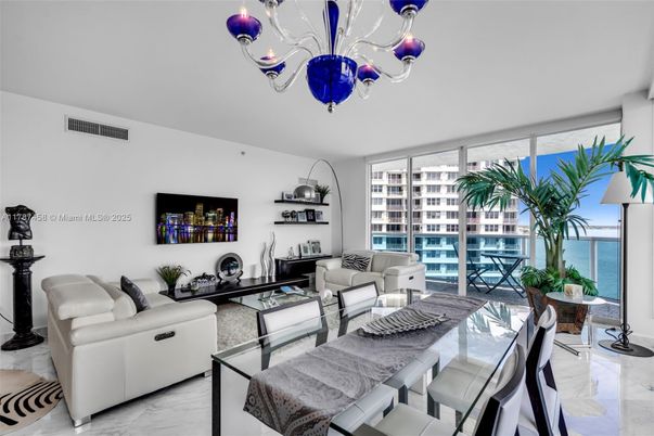 Chandelier, Dining room, Interior, Living room, Marble, Water