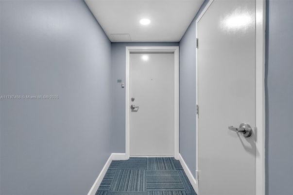 Interior, Recessed Lighting