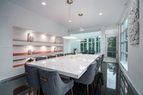 Interior, Pendant Lights, Recessed Lighting