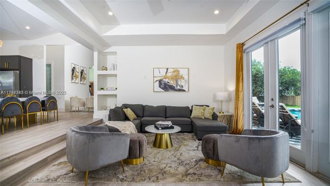 Interior, Living room, Recessed Lighting, Wood Texture Flooring