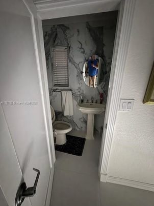Bathroom, Interior, Marble Walls