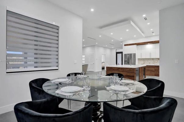 Dining room, Interior, Kitchen, Recessed Lighting, Stainless Steel Appliances