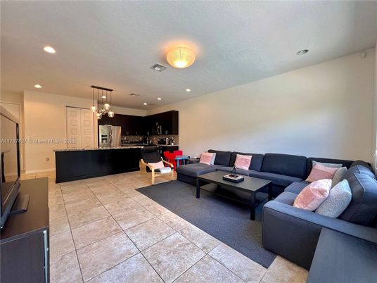 Interior, Kitchen, Living room, Pendant Lights, Recessed Lighting