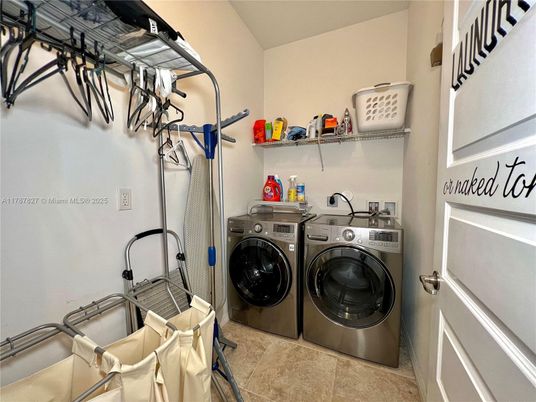 Interior, Washer