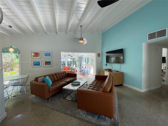 Interior, Living room, Pendant Lights