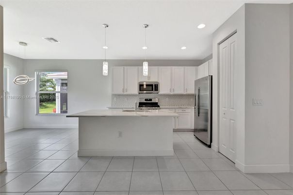 Interior, Kitchen, Pendant Lights, Recessed Lighting, Stainless Steel Appliances