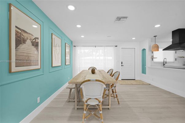Dining room, Interior, Pendant Lights, Recessed Lighting, Wood Texture Flooring