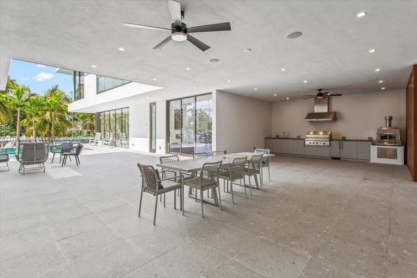 Dining room, Interior, Recessed Lighting