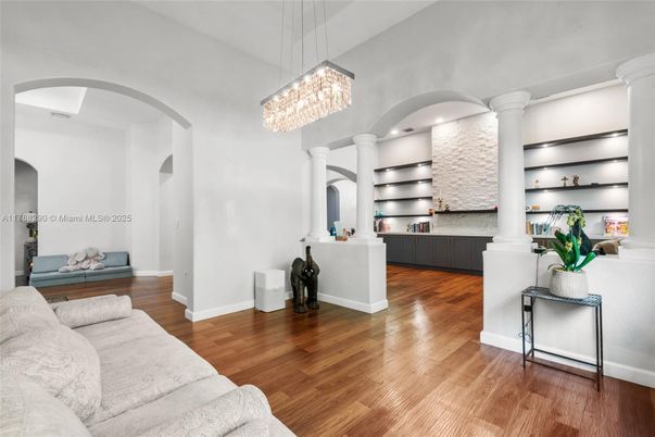 Chandelier, Interior, Living room, Recessed Lighting, Wood Texture Flooring