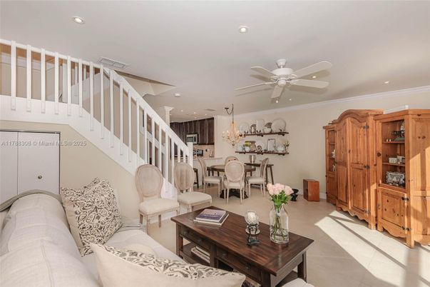Chandelier, Dining room, Interior, Living room, Recessed Lighting