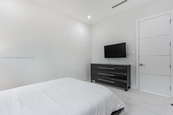 Bedroom, Interior, Marble, Recessed Lighting