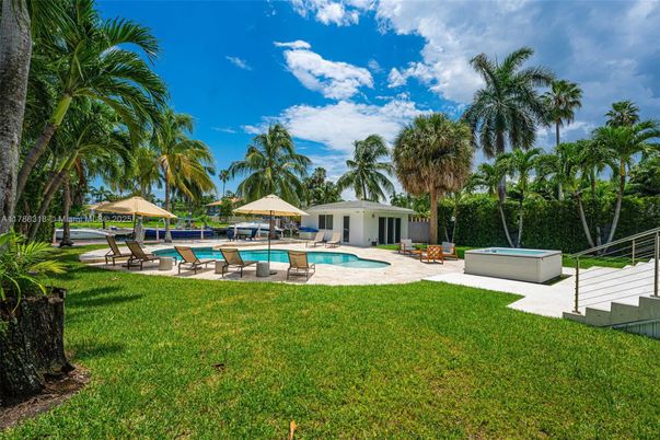 Backyard, Exterior, Pool