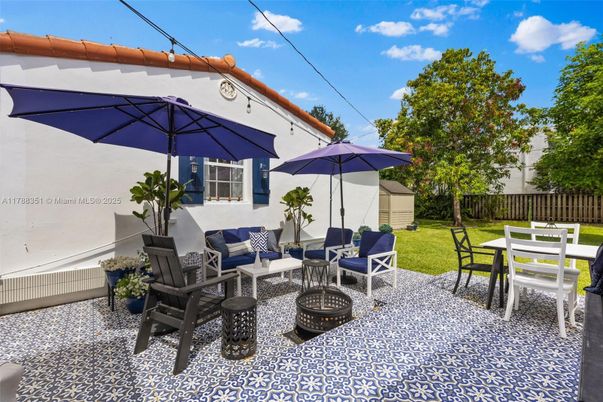 Backyard, Exterior