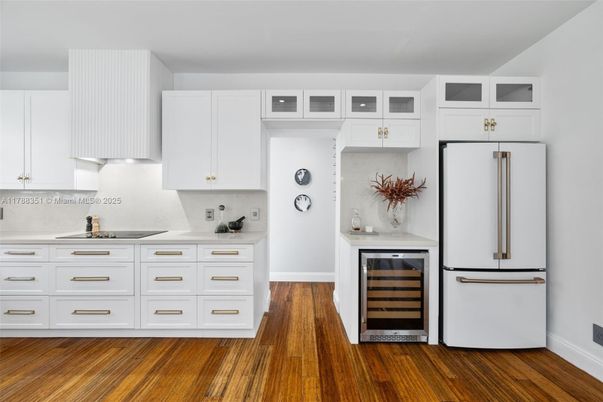 Interior, Kitchen, Wood Texture Flooring