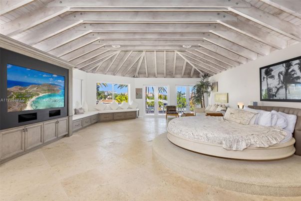 Bedroom, Interior, Wooden Beams