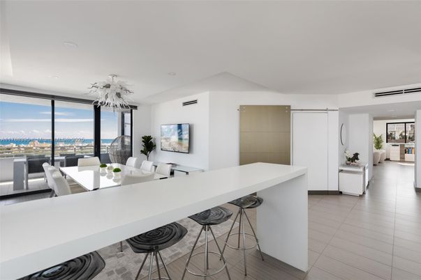 Dining room, Interior, Recessed Lighting, Water