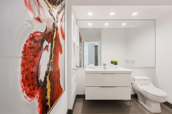 Bathroom, Interior, Recessed Lighting, Wood Texture Flooring
