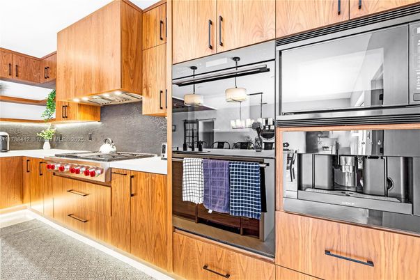 Interior, Kitchen, Pendant Lights, Stainless Steel Appliances