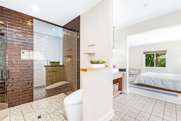 Bathroom, Bedroom, Glass Shower, Interior, Pendant Lights, Recessed Lighting