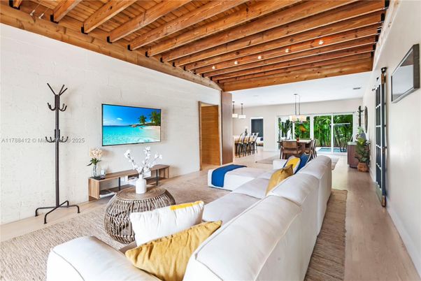 Dining room, Interior, Living room, Pendant Lights, Recessed Lighting, Wooden Beams, Wooden Ceilings, Wood Texture Flooring