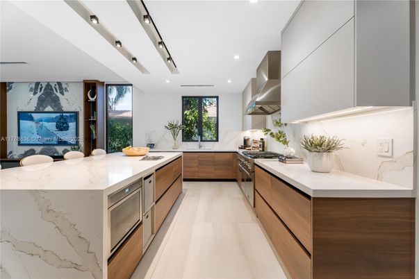 Interior, Kitchen, Marble Walls, Recessed Lighting
