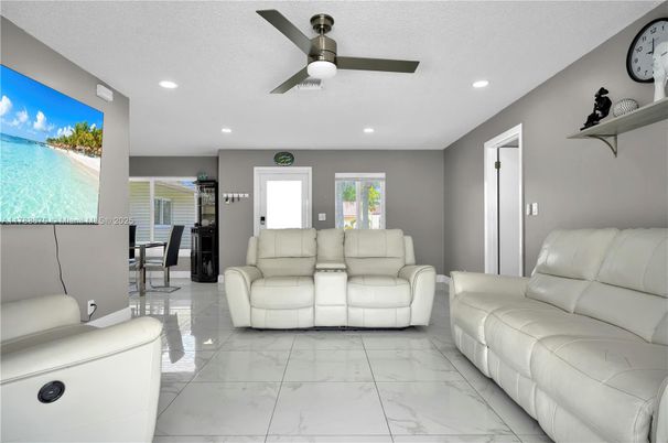 Dining room, Interior, Living room, Marble, Recessed Lighting