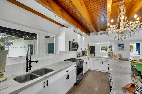 Chandelier, Interior, Kitchen, Recessed Lighting, Stainless Steel Appliances, Wooden Beams, Wooden Ceilings