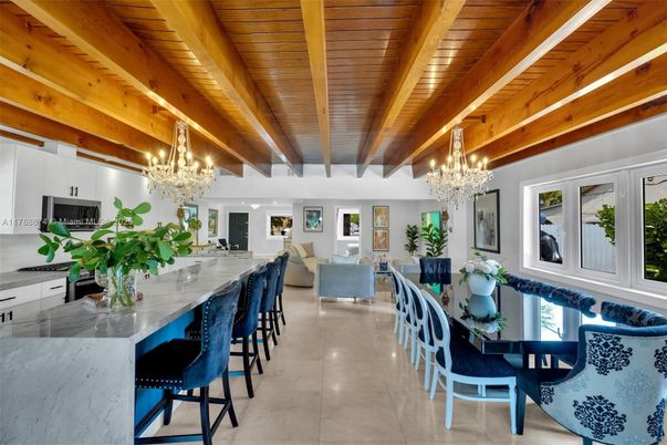 Chandelier, Dining room, Interior, Living room, Wooden Beams, Wooden Ceilings