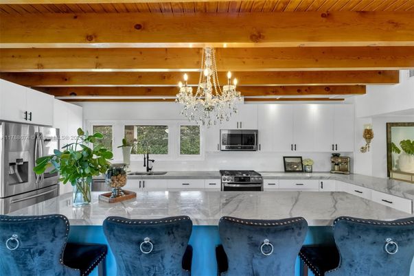 Chandelier, Interior, Kitchen, Stainless Steel Appliances, Wooden Beams, Wooden Ceilings