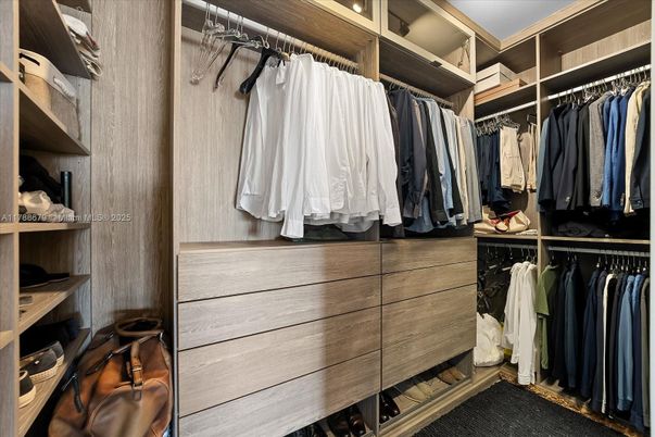 Interior, Walk-in Closets