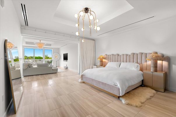 Bedroom, Interior, Pendant Lights