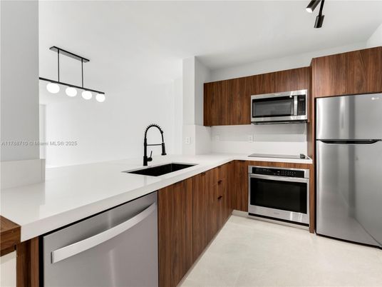 Interior, Kitchen, Stainless Steel Appliances