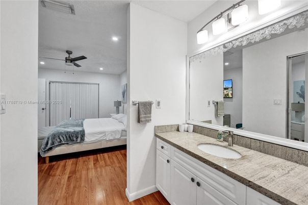 Bathroom, Bedroom, Interior, Recessed Lighting, Wood Texture Flooring