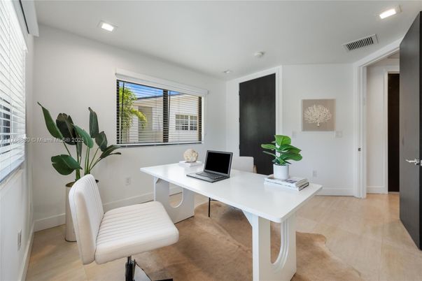 Home Office, Interior, Recessed Lighting