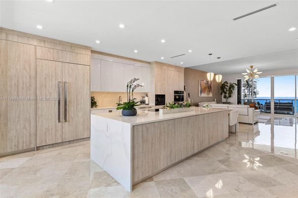 Interior, Kitchen, Living room, Pendant Lights, Recessed Lighting, Water
