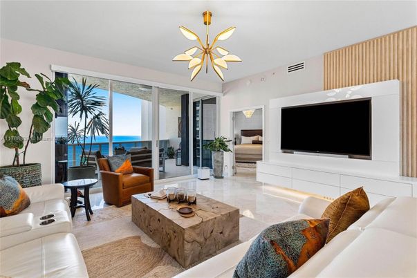 Interior, Living room, Pendant Lights, Water