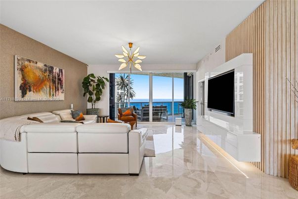 Interior, Living room, Pendant Lights, Water