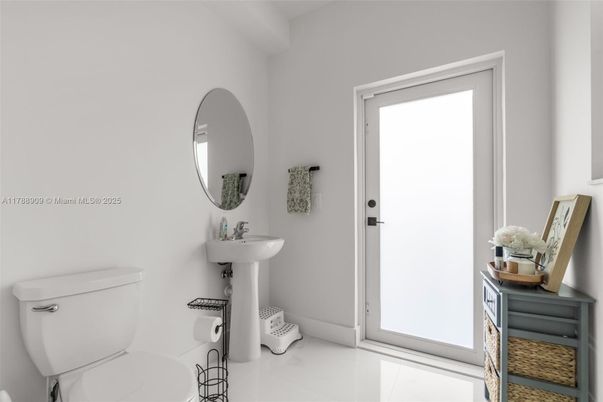 Bathroom, Interior