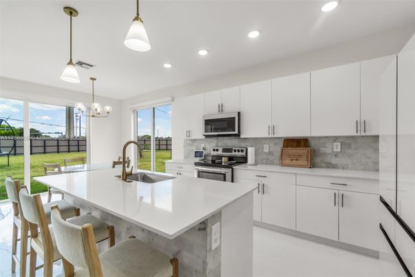Interior, Kitchen, Pendant Lights, Recessed Lighting, Stainless Steel Appliances