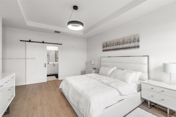 Bedroom, Interior, Pendant Lights, Wood Texture Flooring
