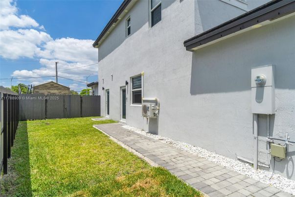 Backyard, Exterior
